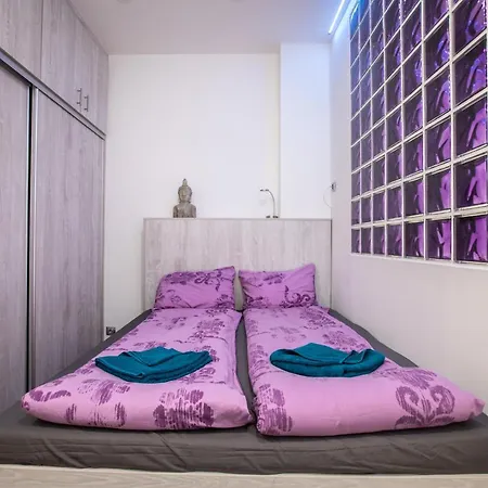 Centre Point アパート