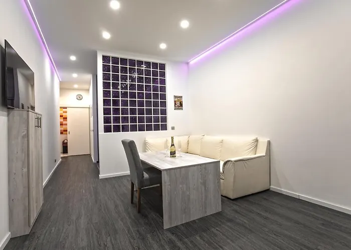 Centre Point Appartement *
