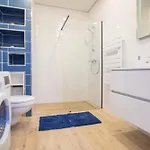 Centre Point Apartman *